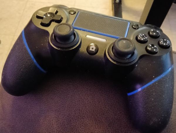 PlayStation 4 controller