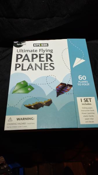 SpiceBox Kits for Kids — Ultimate Flying Paper Planes Kit, New